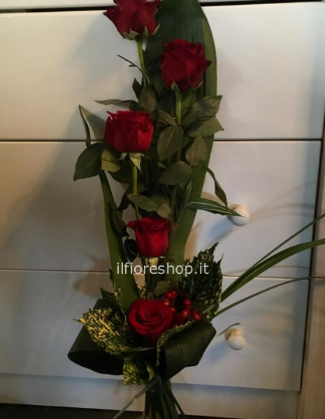 MAZZO DI ROSE STILIZZATO